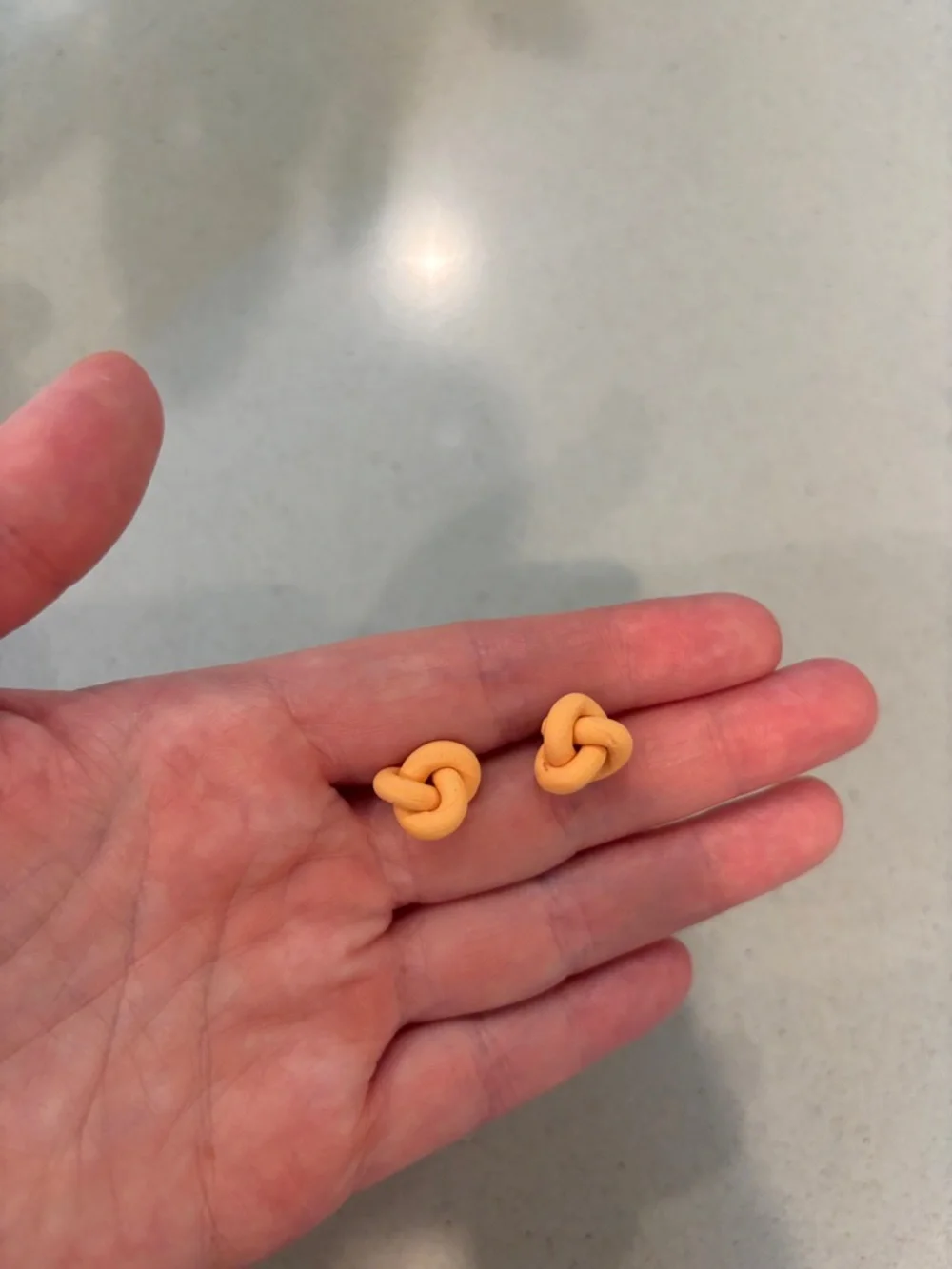 Clay Knot Lightweight Stud Earring Set — Navy, Red, Light Blue, Peach - Picture 7 of 8